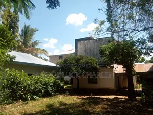 Land for sale.almost an Acre at Shelly Road
