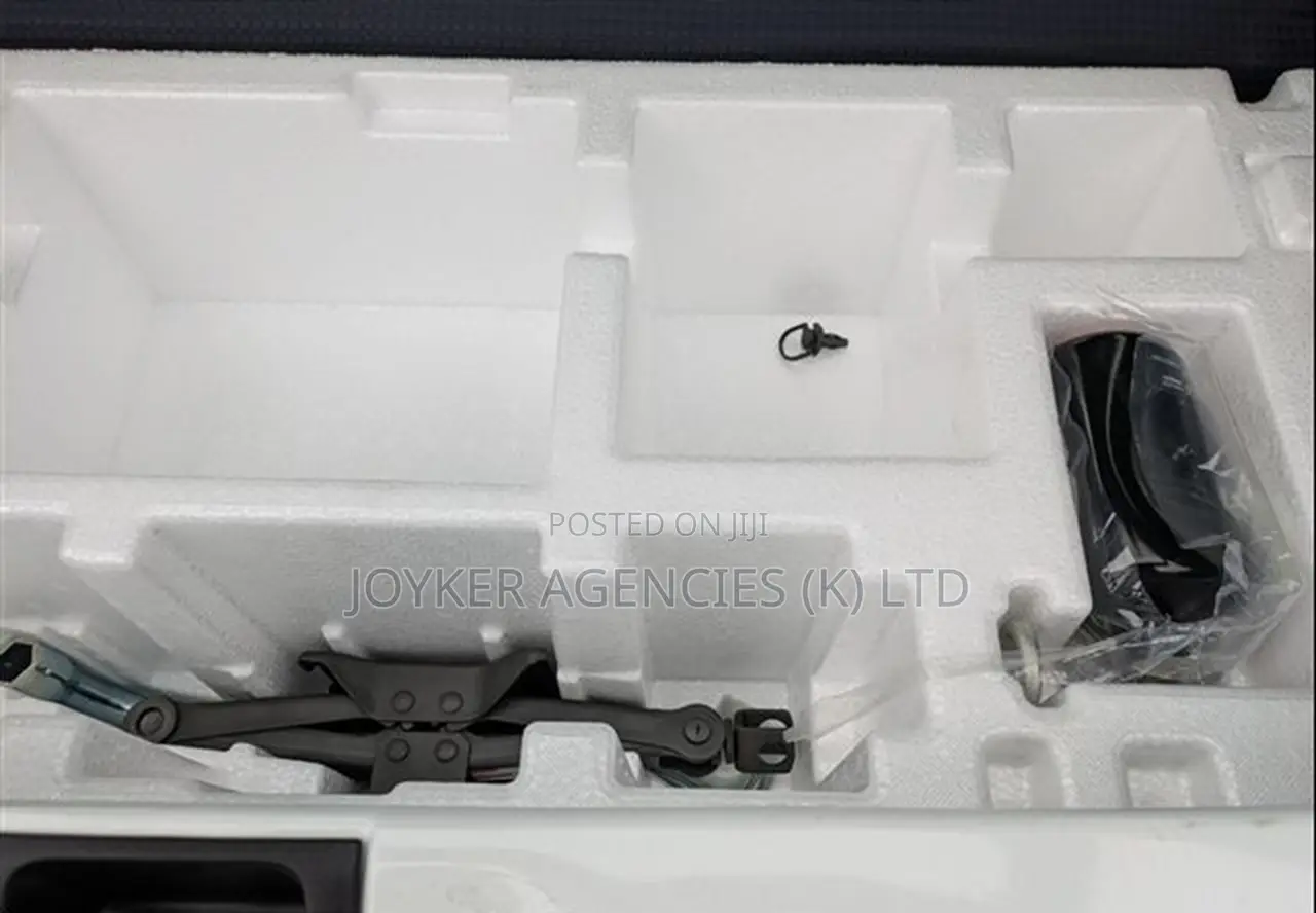 Suzuki Alto 2019 White