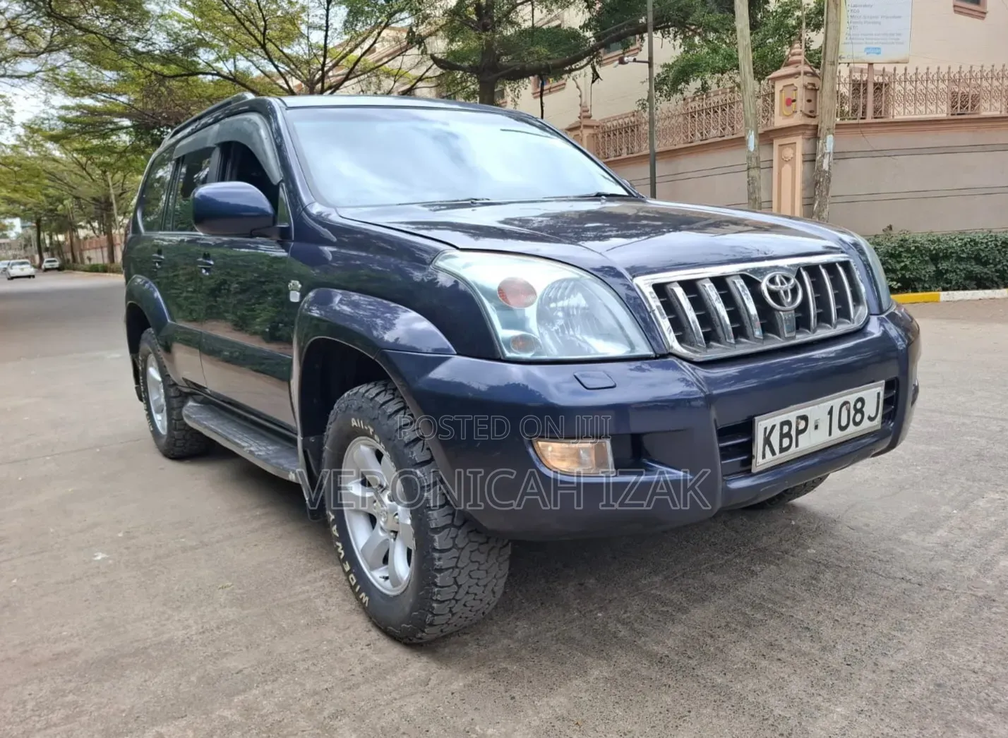 Toyota Land Cruiser Prado 2005 Gray