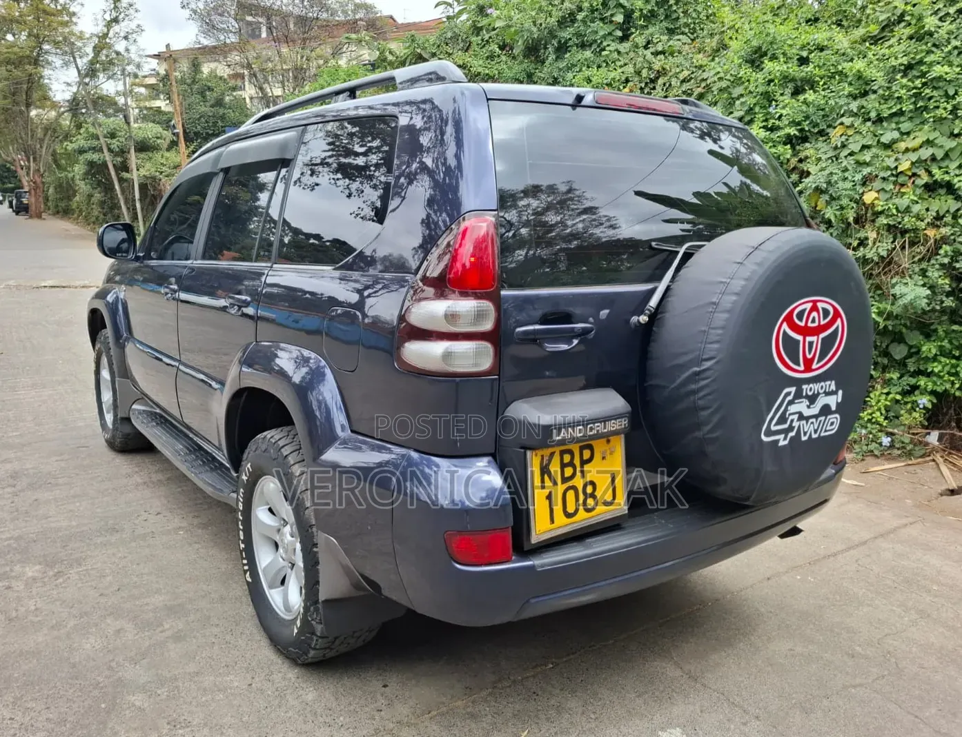 Toyota Land Cruiser Prado 2005 Gray