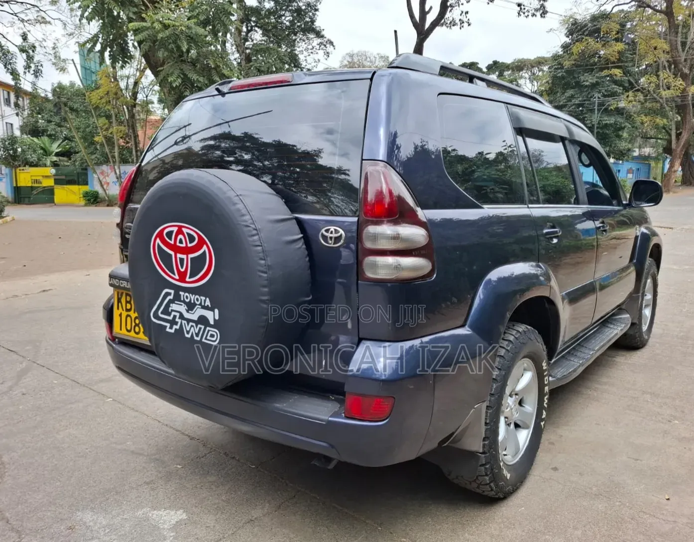 Toyota Land Cruiser Prado 2005 Gray