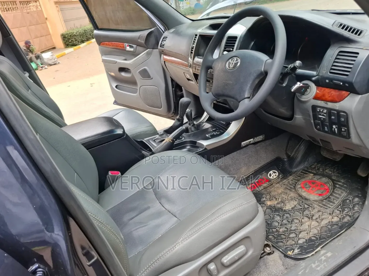 Toyota Land Cruiser Prado 2005 Gray