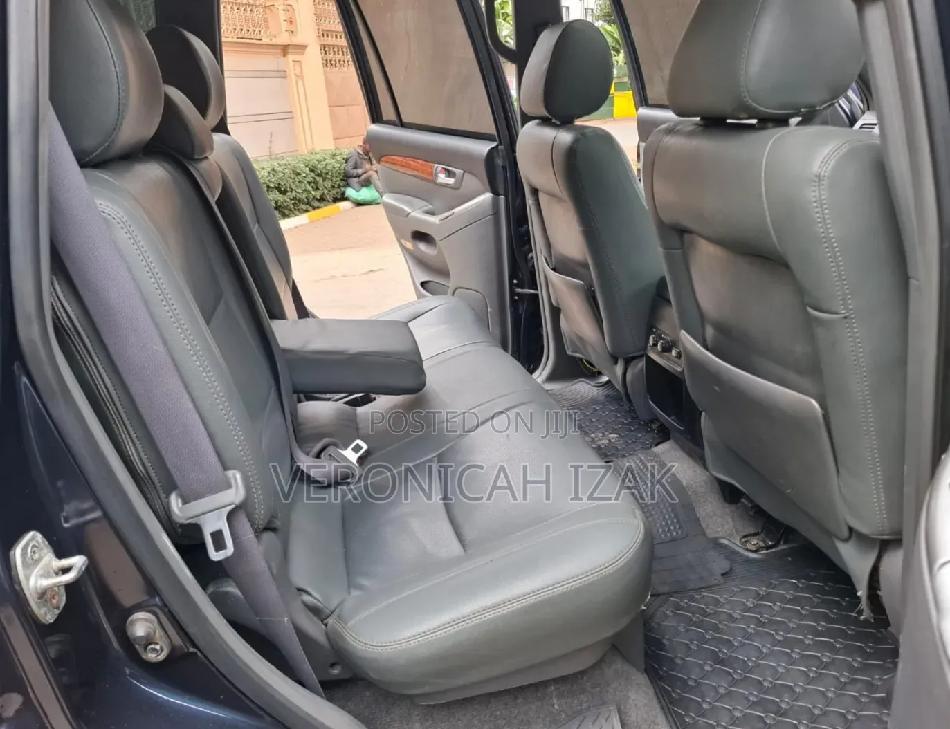 Toyota Land Cruiser Prado 2005 Gray