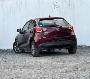 Mazda Demio 2019 Maroon