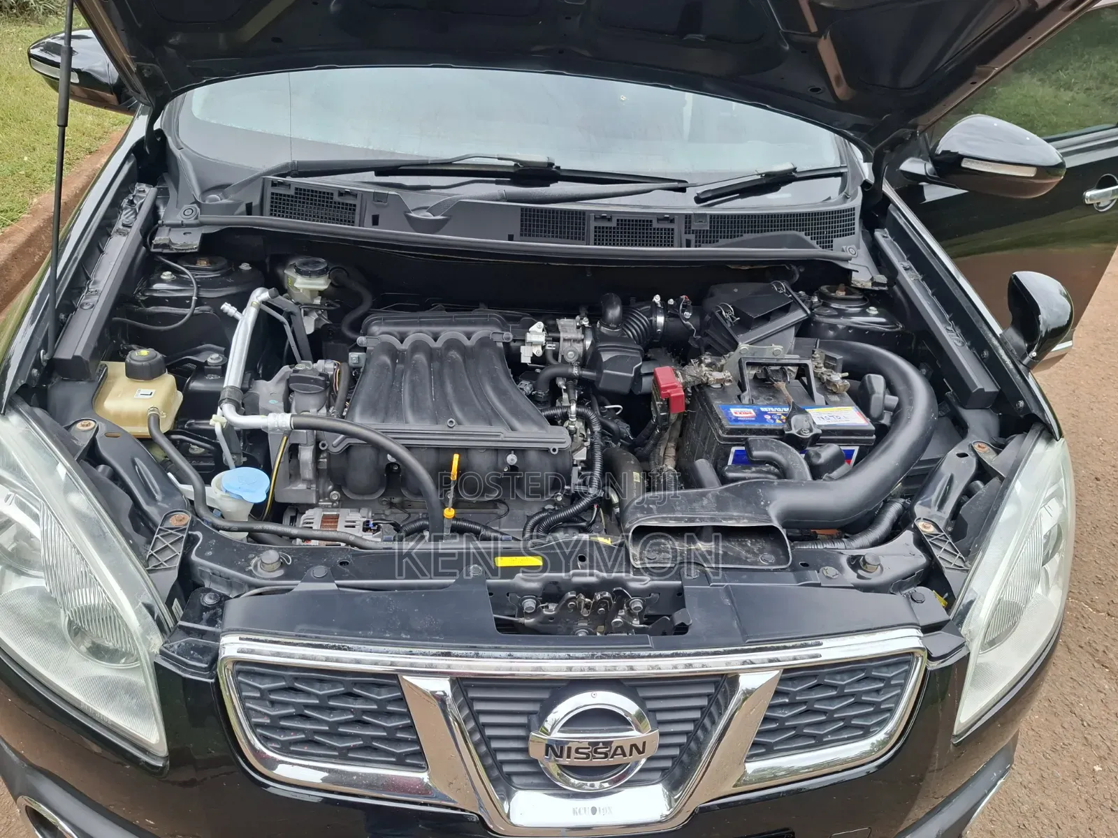 Nissan Dualis 2012 Black