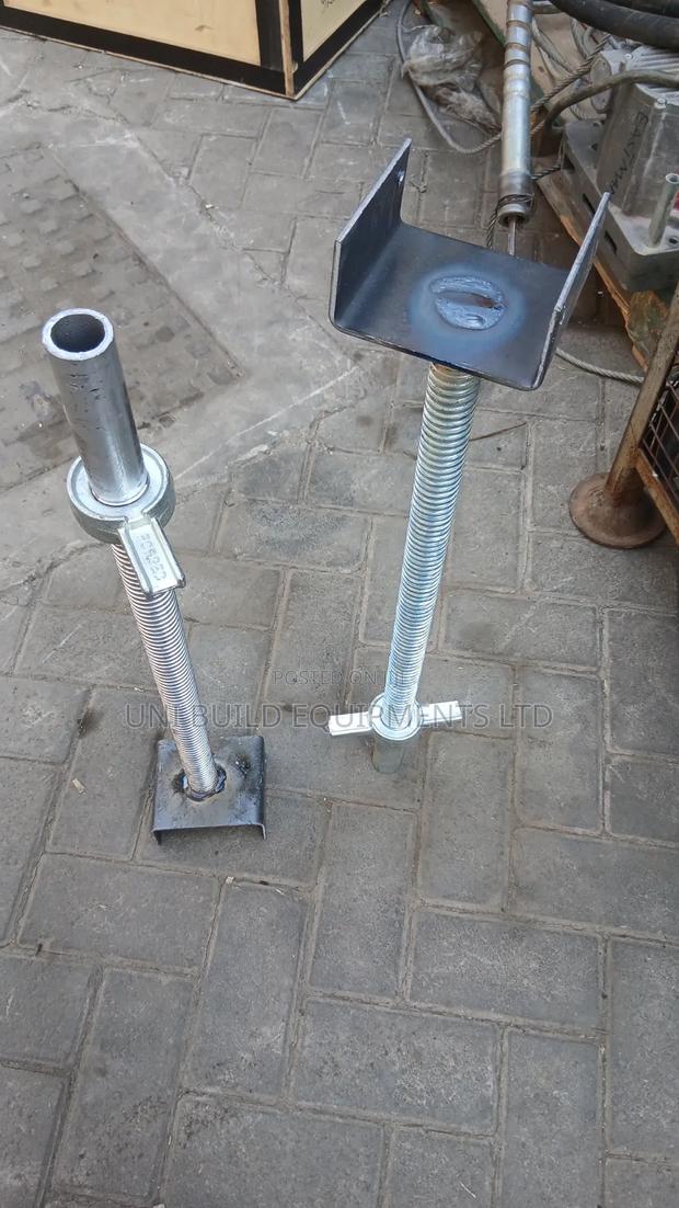 U-Head Jacks - main view
