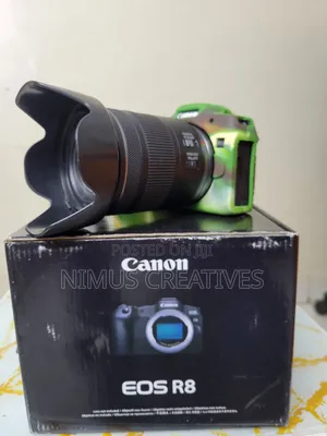 Canon EOS R8 Mirrorless Camera