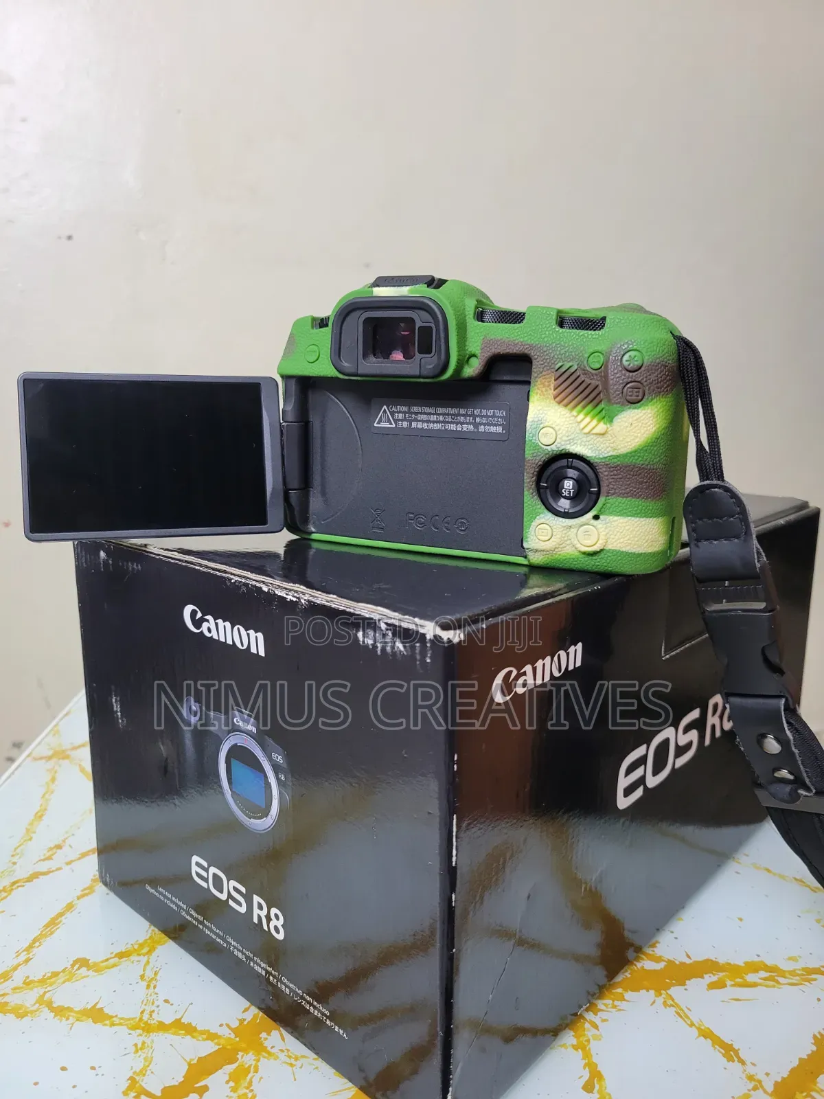 Canon EOS R8 Mirrorless Camera