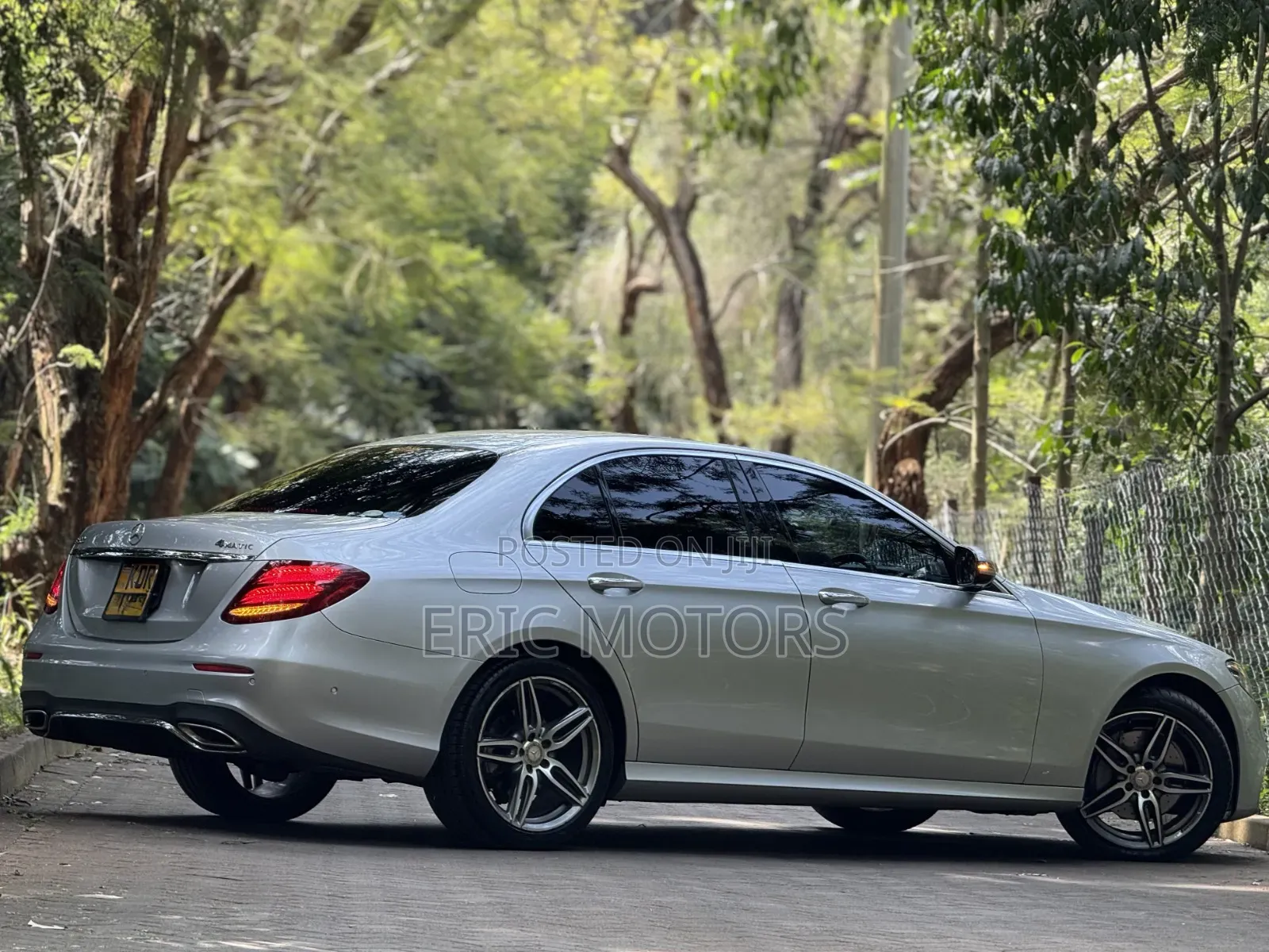 Mercedes-Benz E200 2017 Silver