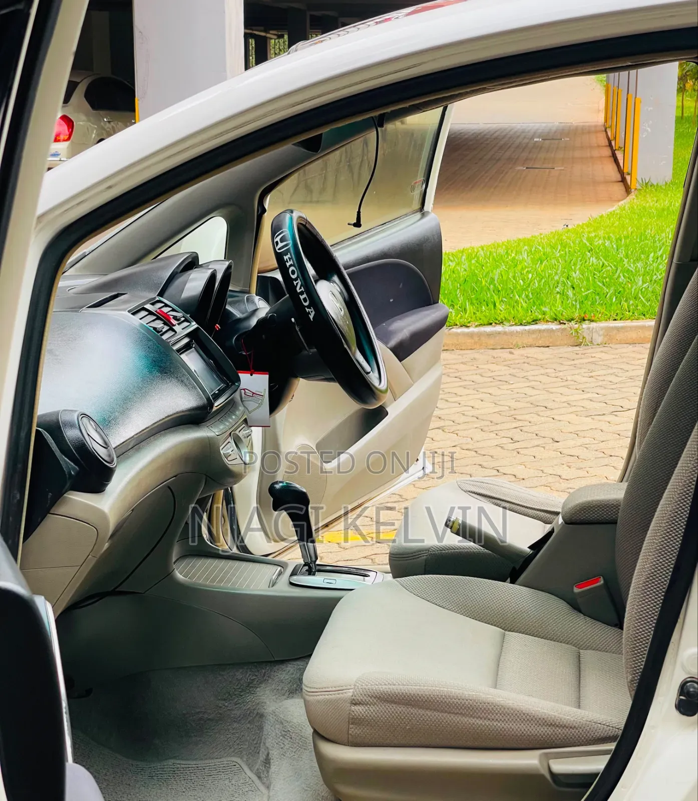 Honda Airwave 2007 White