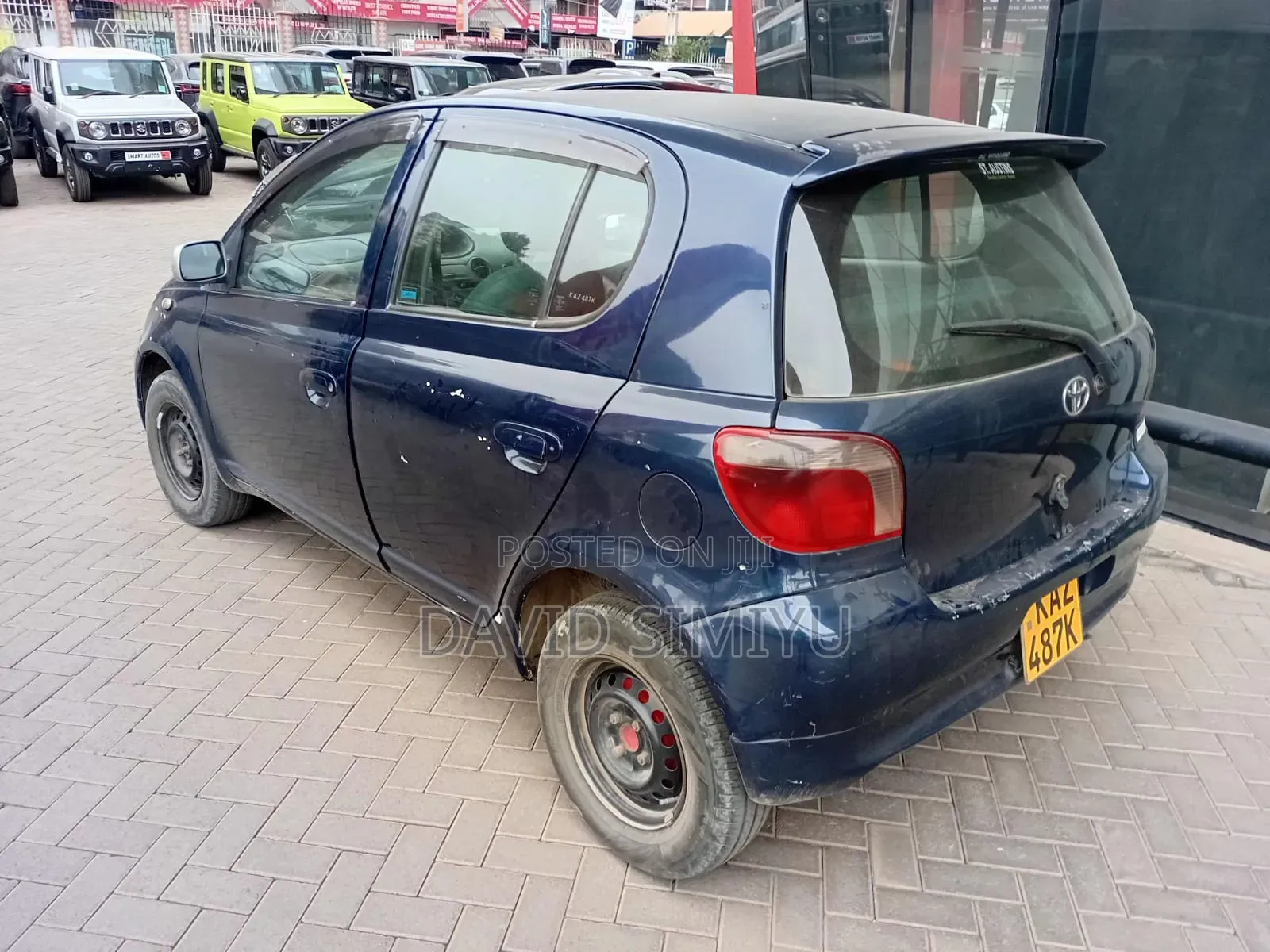 Toyota Vitz 2000 Blue