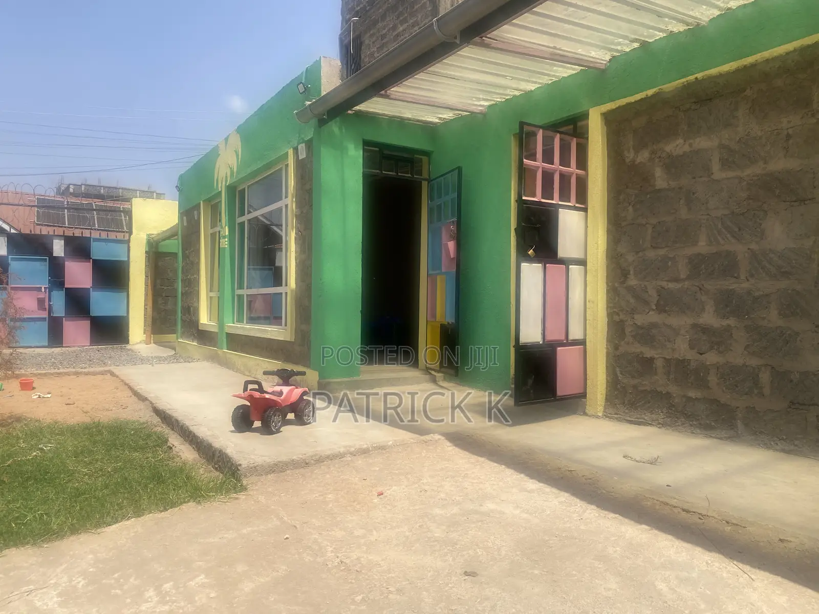 School/Daycare to Lease