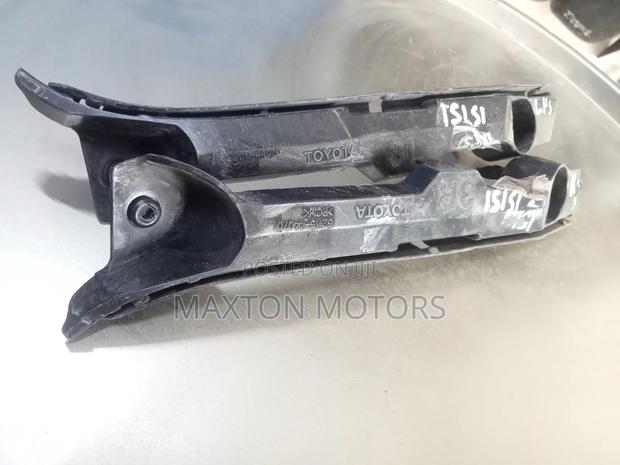 Toy Isis 2006-2008 Front Bumper Slides - thumbnail 2