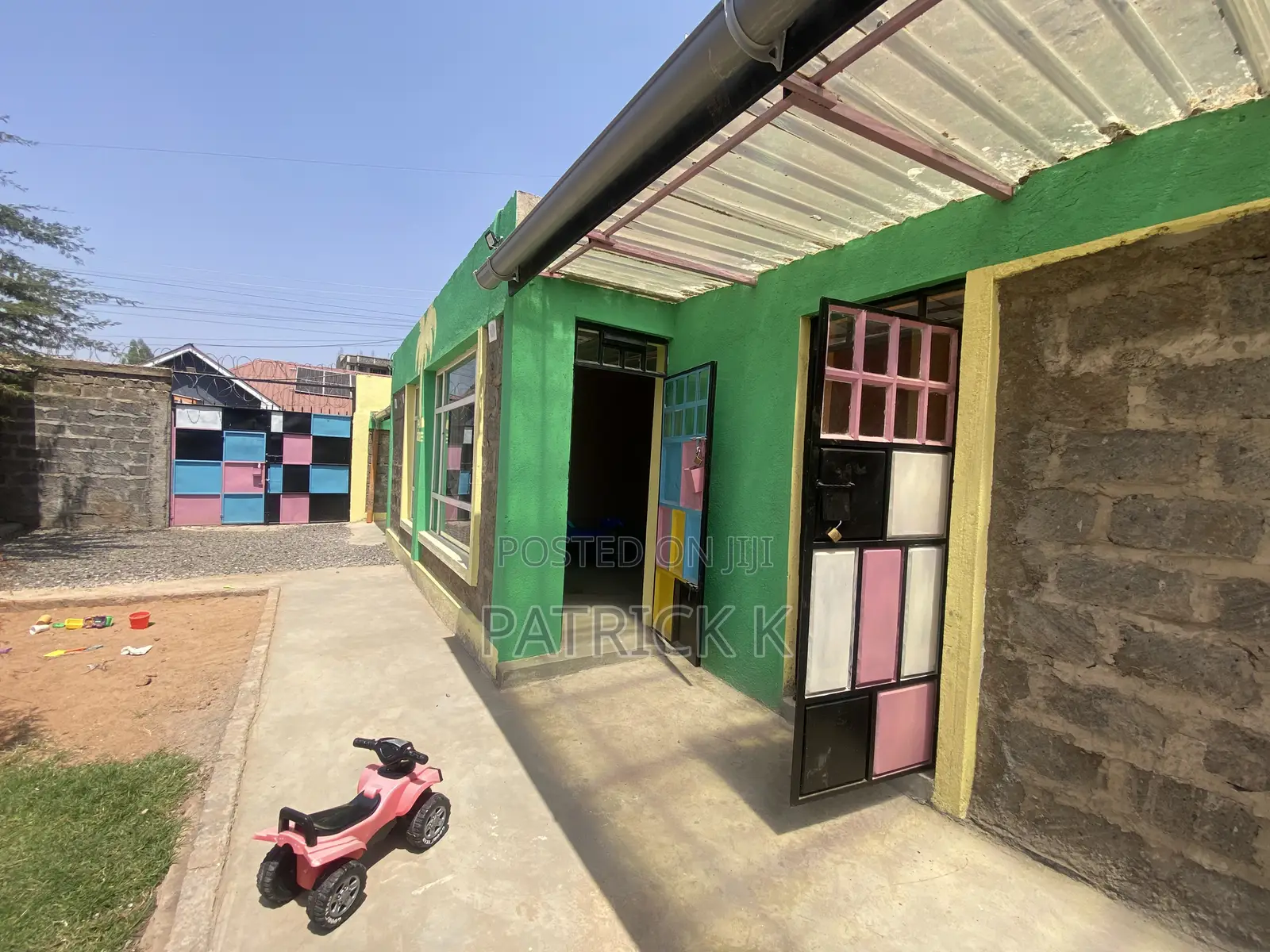 School/Daycare to Lease