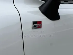 Toyota Land Cruiser 2023 White