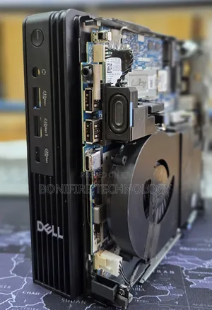 Desktop Computer Dell 16GB Intel Core Ultra 5 SSD 512GB