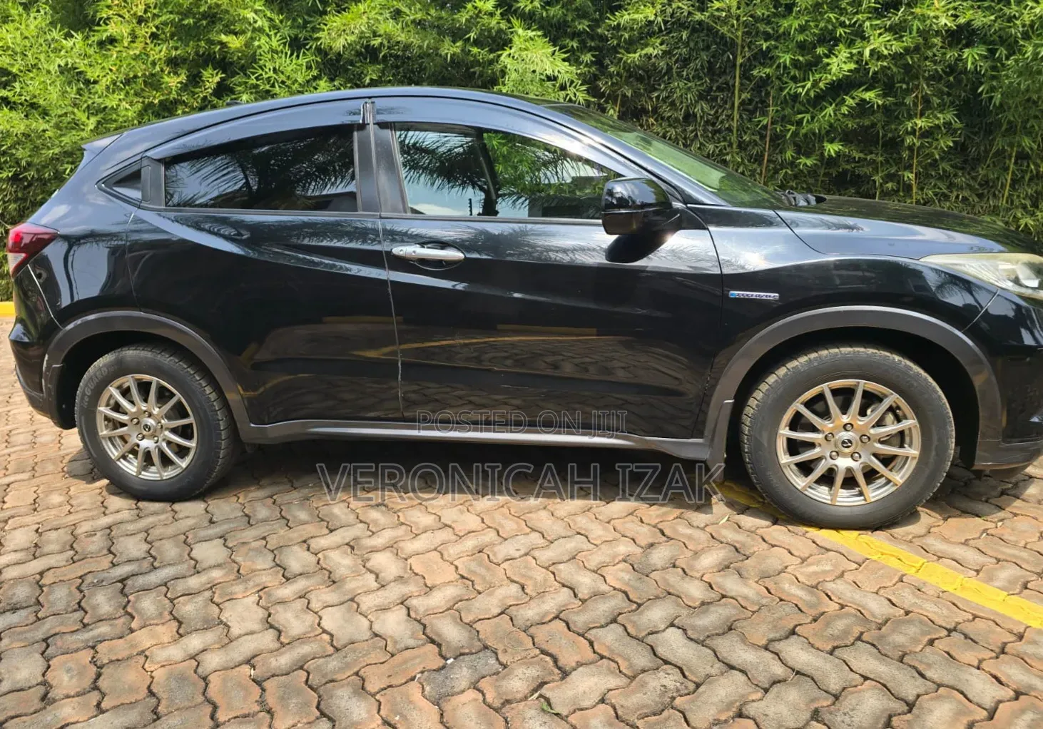 Honda Vezel 2018 Black