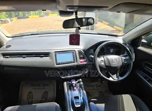 Honda Vezel 2018 Black