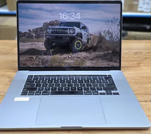 Laptop Apple MacBook Pro 2019 32GB Intel Core i7 SSD 1T