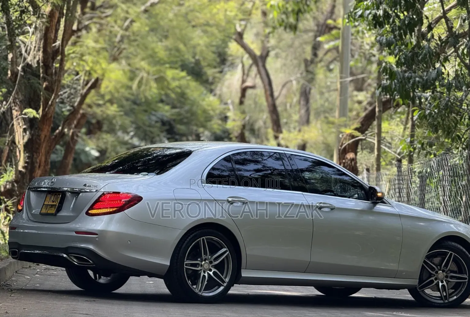 Mercedes-Benz E200 2017 Silver