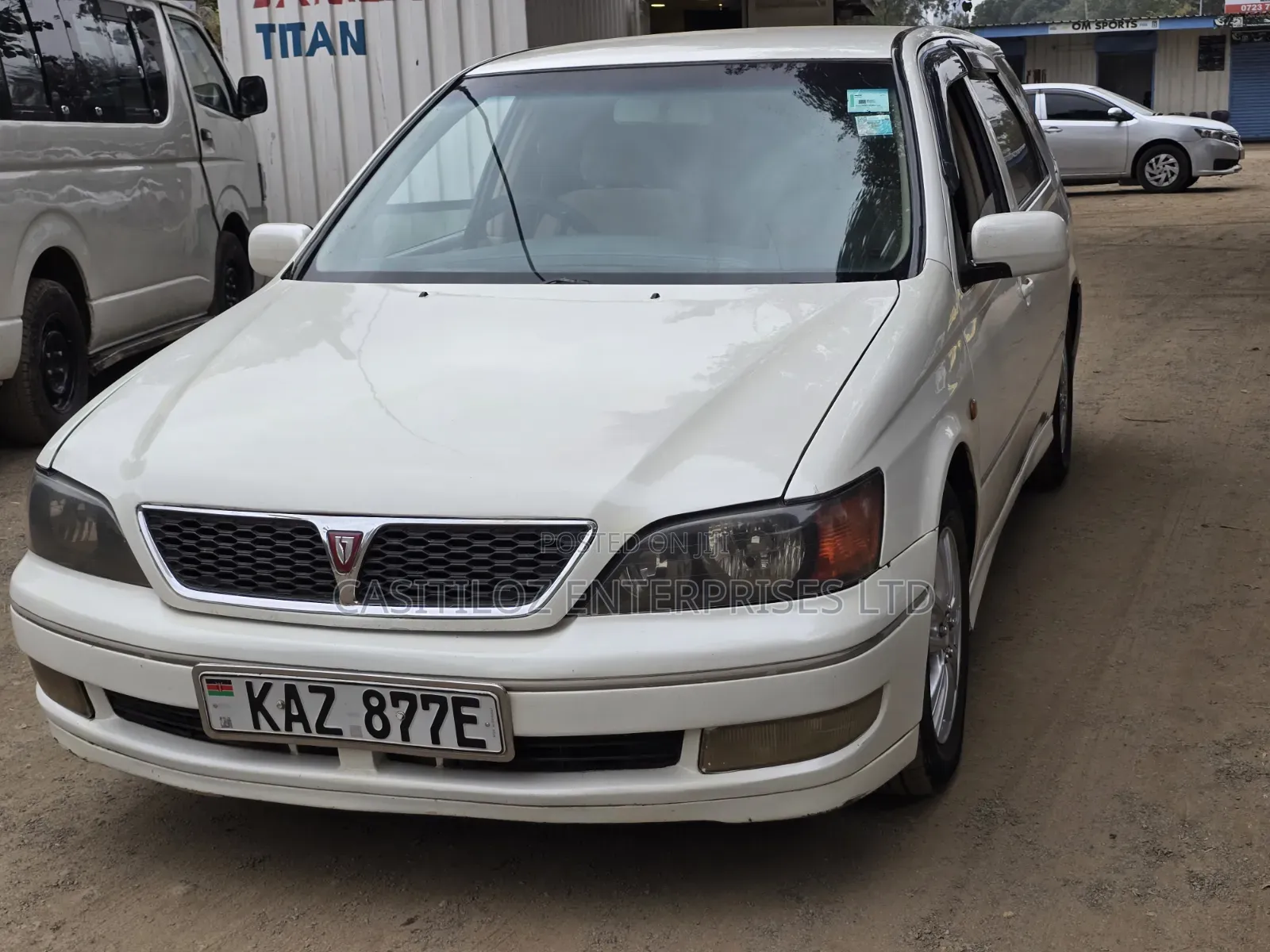 Toyota Vista 2000 White