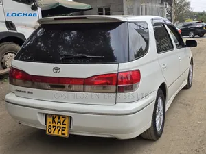 Toyota Vista 2000 White