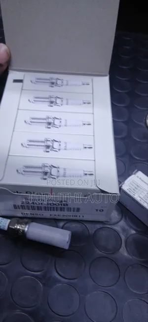 Nissan Spark Plugs Size 14 FXE20HR11