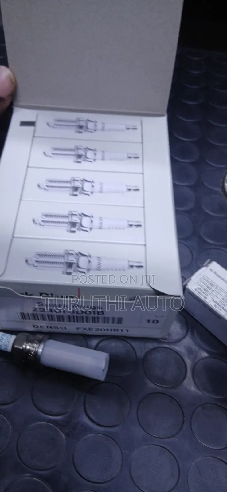 Nissan Spark Plugs Size 14 FXE20HR11