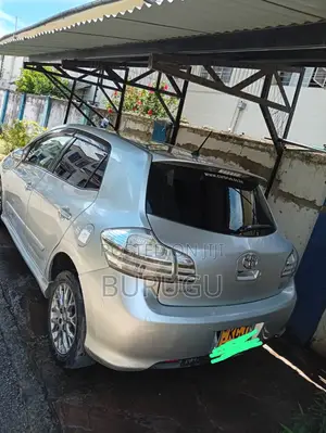 Toyota Blade 2009 Silver