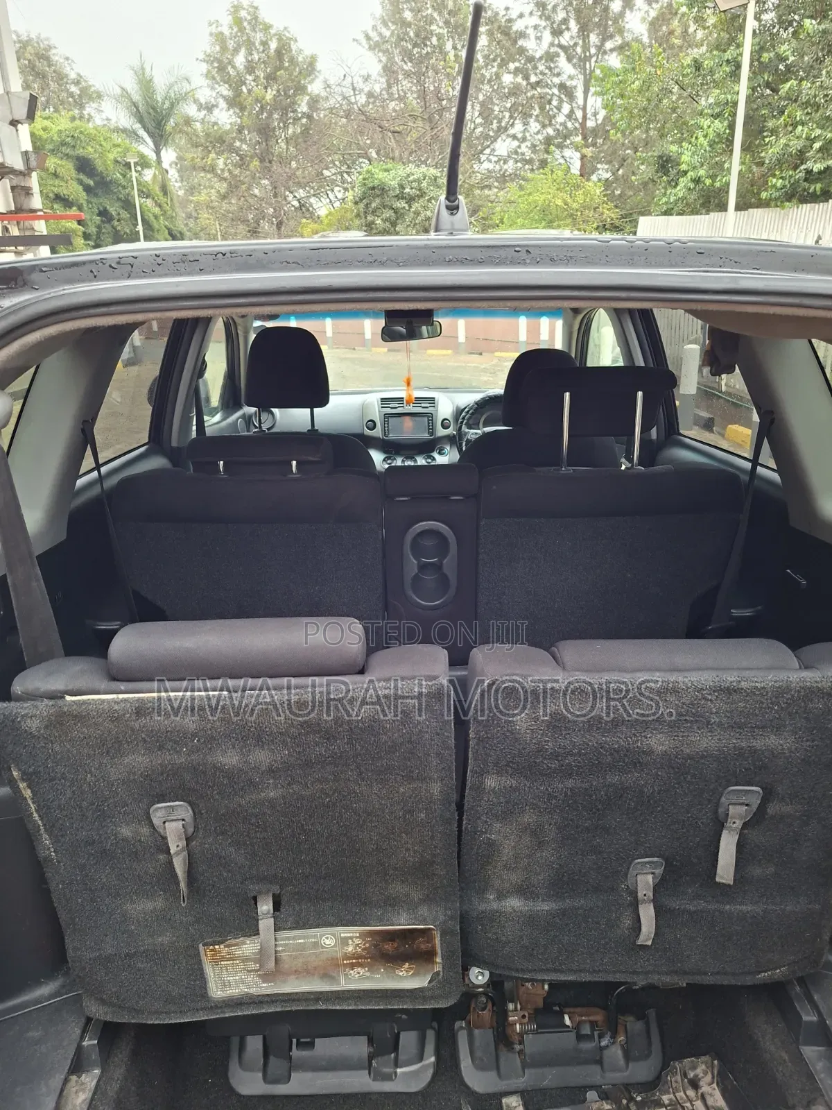 Toyota Vanguard 2010 Black