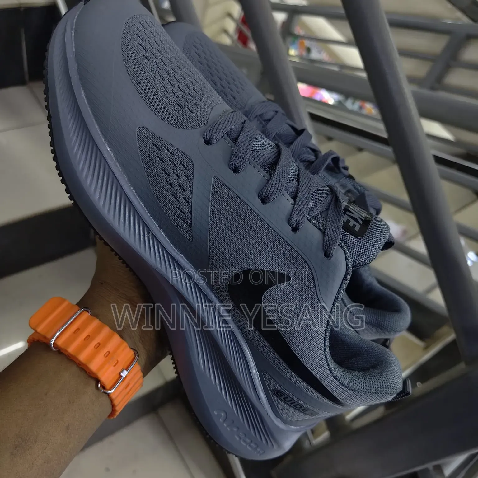 Lightweight Air Cushion Sneaker Sports Shoes