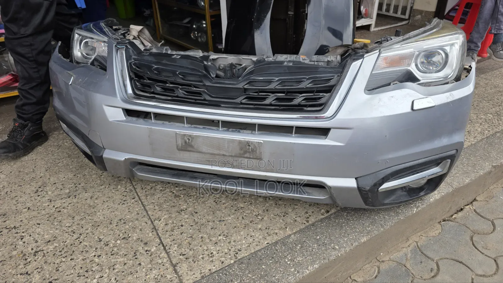2017 Subaru Forester SJG Xenon Nosecut