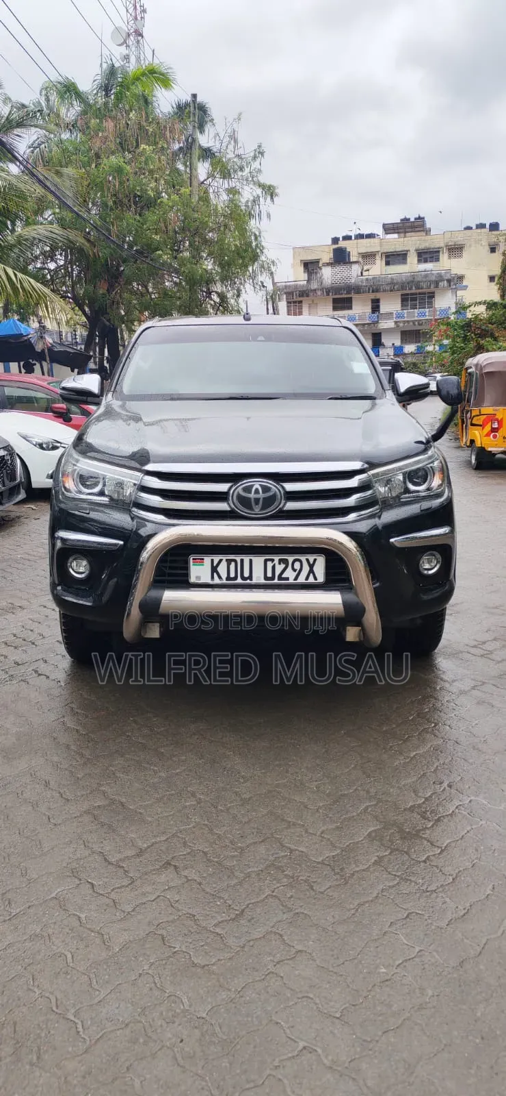 Toyota Hilux 2018 Black