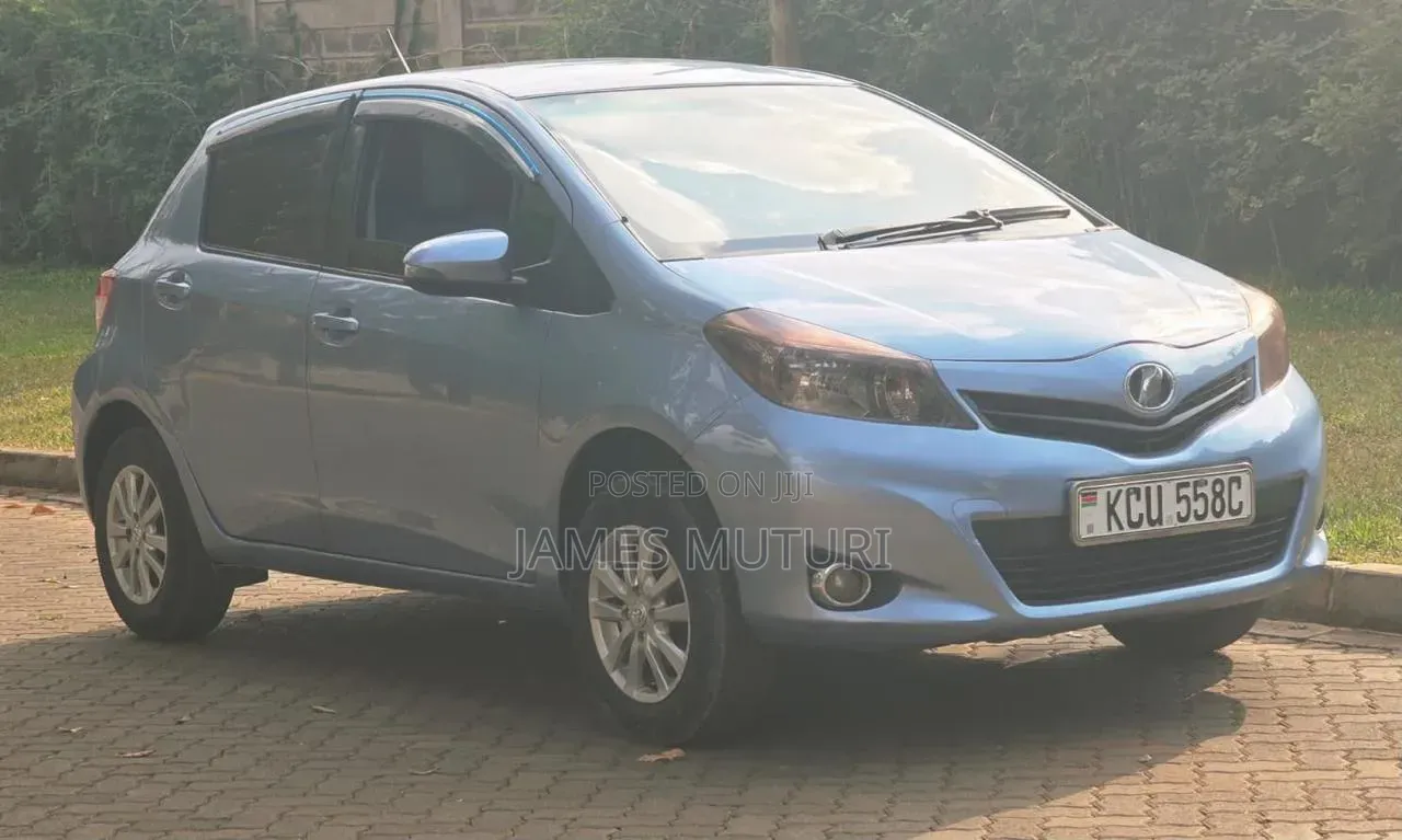 Toyota Vitz 2012 Blue