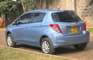 Toyota Vitz 2012 Blue