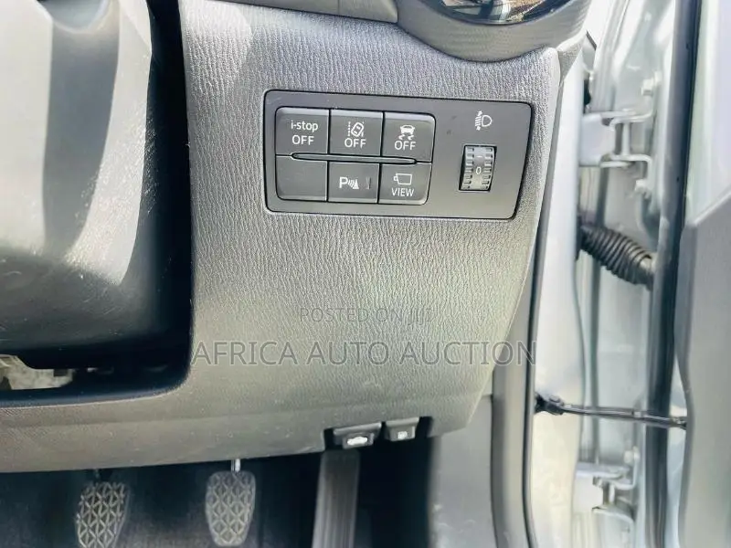 Mazda Demio 2018