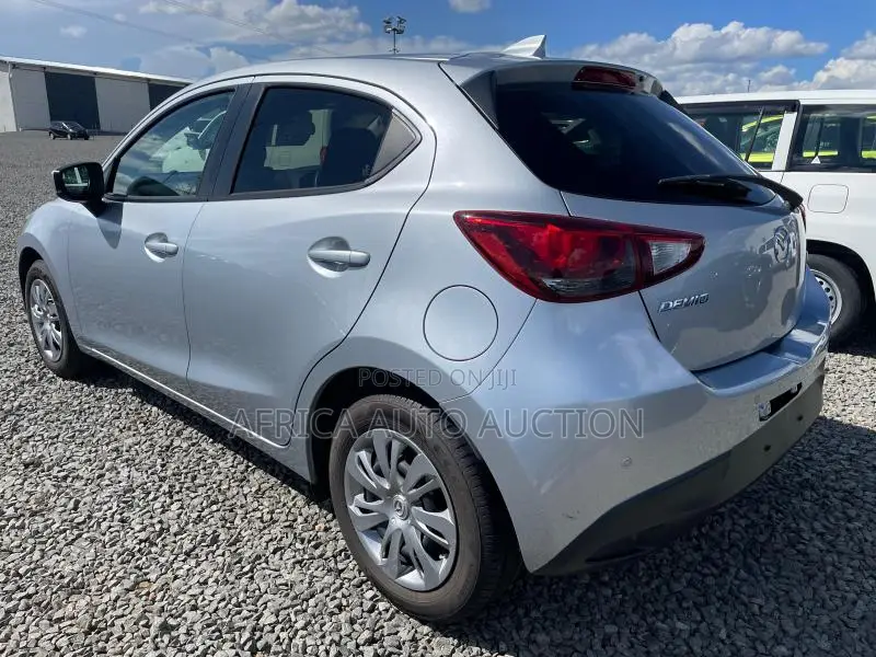 Mazda Demio 2018