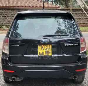 Subaru Forester 2011 Black