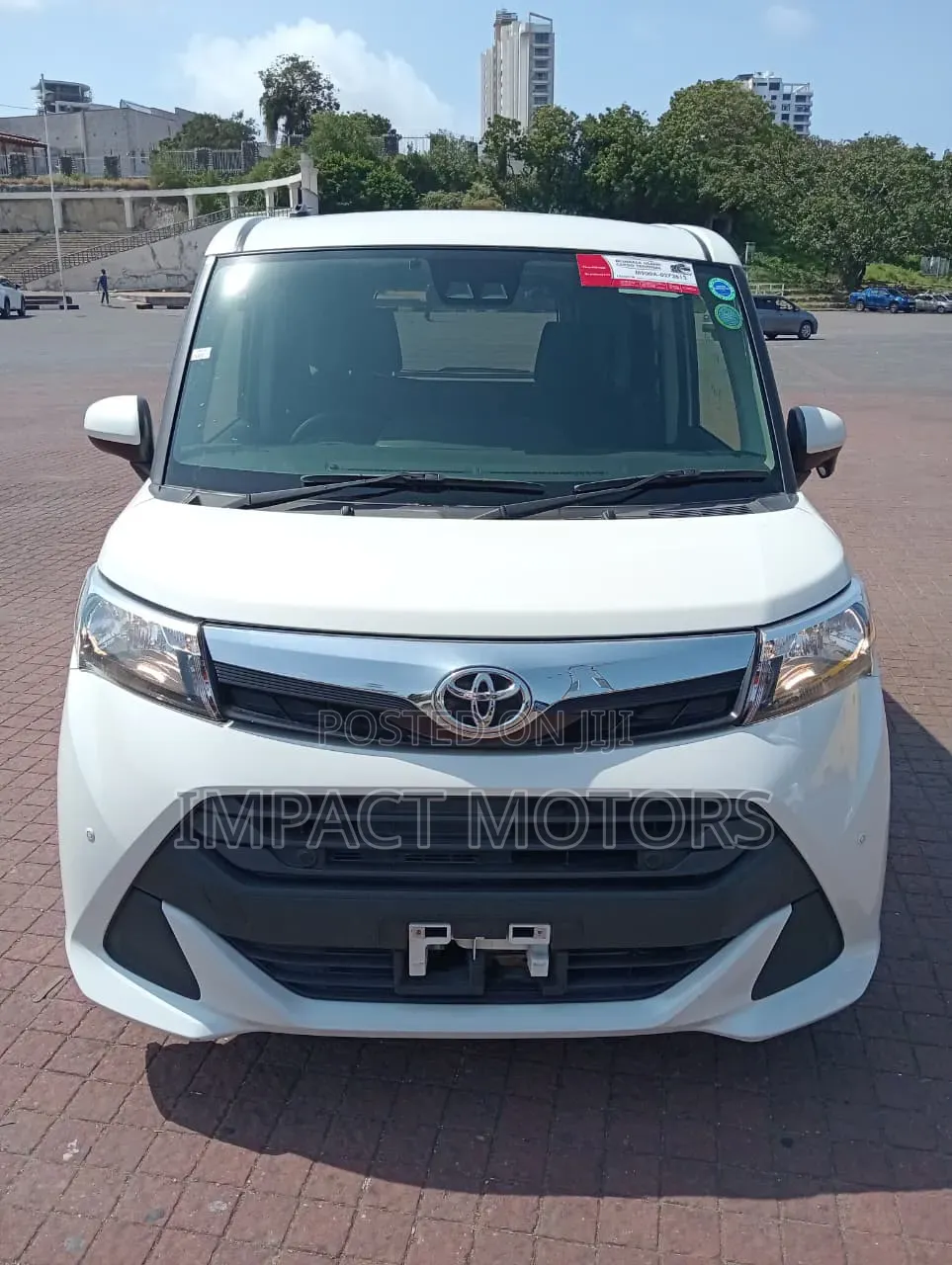 Toyota Tank 2019 Pearl