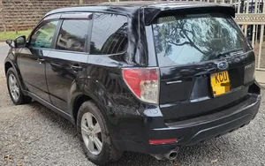 Subaru Forester 2011 Black
