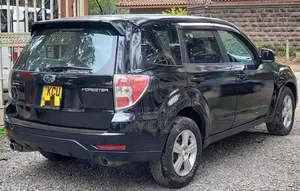 Subaru Forester 2011 Black