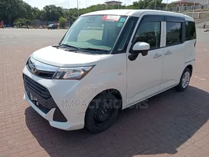Toyota Tank 2019 Pearl