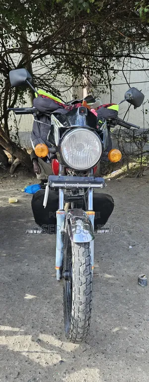 Bajaj Boxer 100 2018 Red