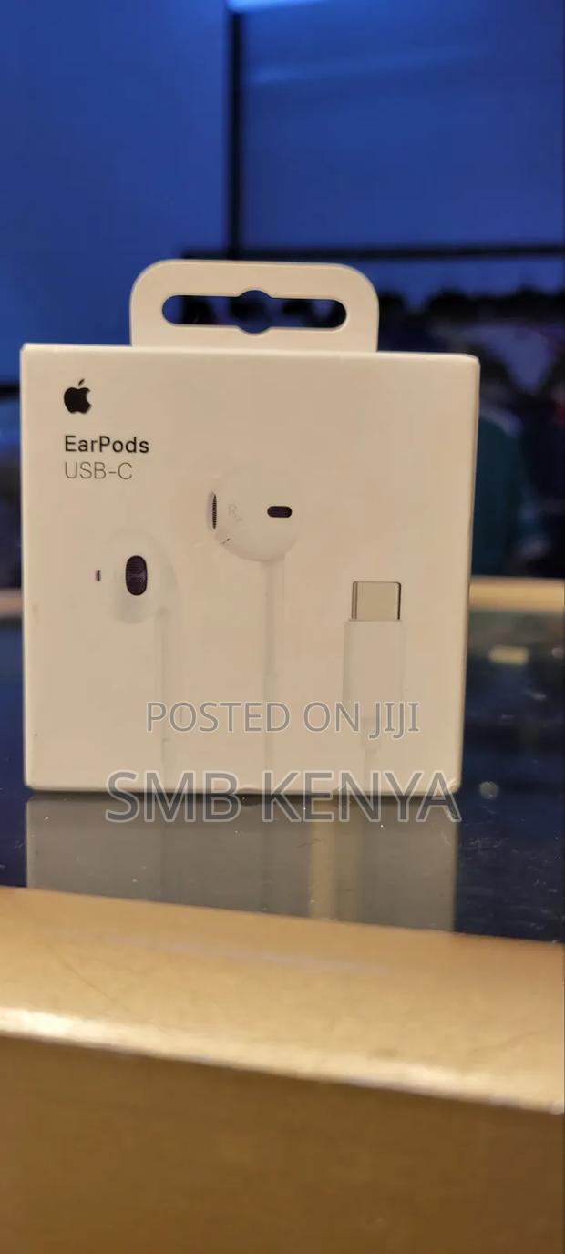 Apple EarPods USB-C Wired Earphones With Built-in Microphone