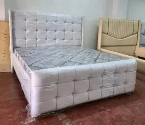 5x6 White Chester Bed  King Size Comforter+ Mattress