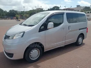 Nissan NV200 2019 Silver