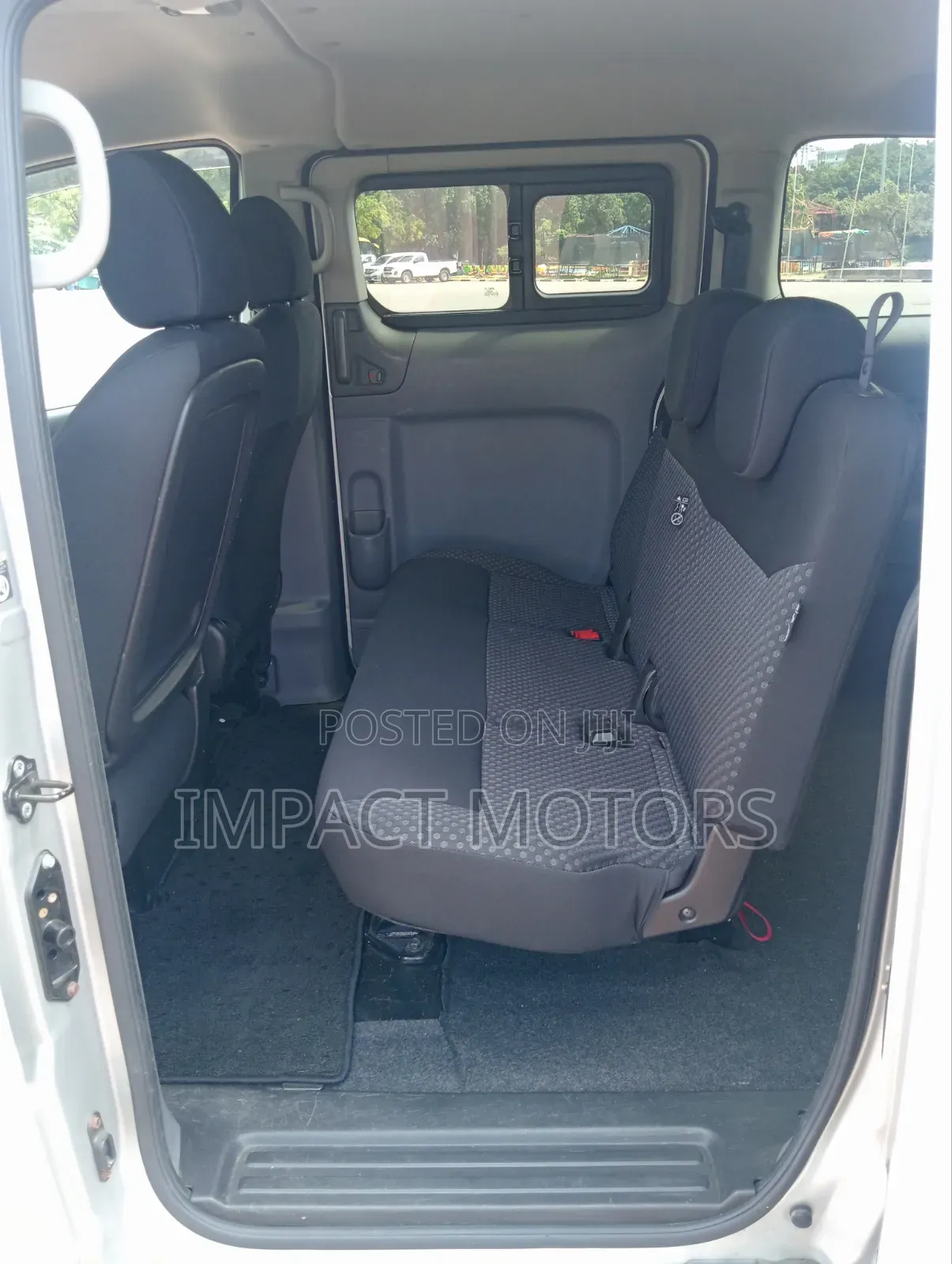 Nissan NV200 2019 Silver