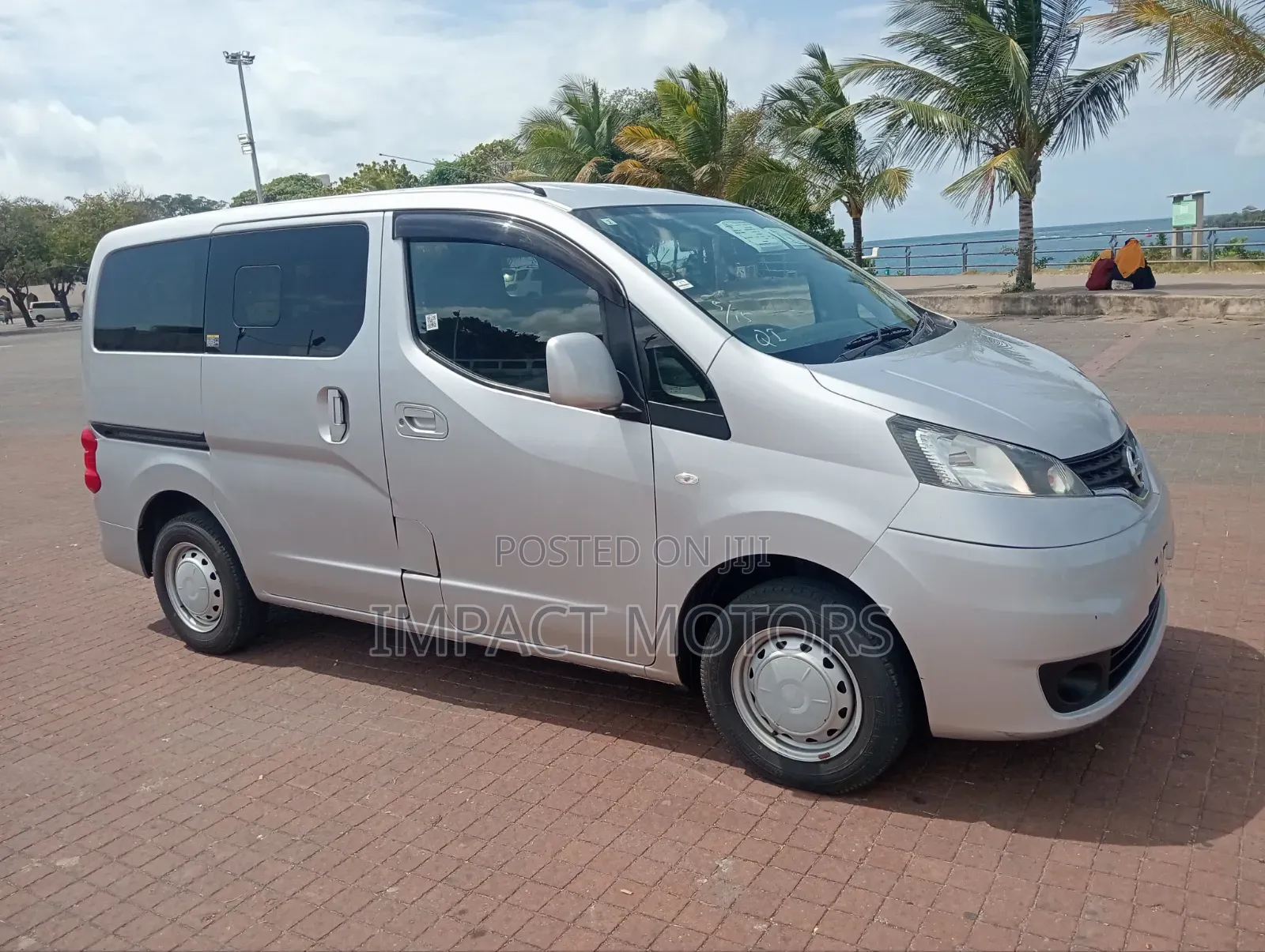 Nissan NV200 2019 Silver