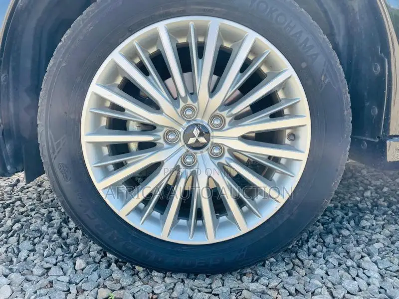 Mitsubishi Outlander 2019
