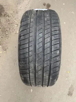 295/40r21. Habilead Tyre